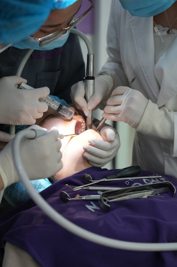 cirugia oral en granada